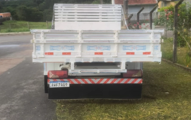 imagem-https://www.socarrao.com.br/sc-vehicle-images-prod/4435239/1792788116879-V2hhdHNBcHAgSW1hZ2UgMjAyNi0xMC0xNiBhdCAwNy4zMi4zMy5qcGVn.jpeg