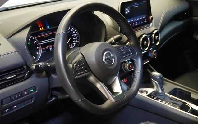 imagem-https://www.socarrao.com.br/sc-vehicle-images-prod/4435347/1792788484630-8547945_14_B_78025f2c15.jpeg