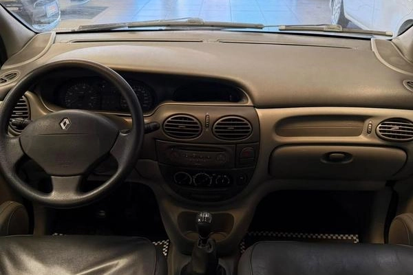 imagem-https://www.socarrao.com.br/sc-vehicle-images-prod/4435349/1792788424472-8602255_0_B_df827fc7eb.jpeg