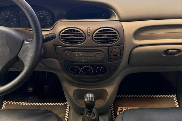 imagem-https://www.socarrao.com.br/sc-vehicle-images-prod/4435349/1792788424474-8602255_0_B_f76450c016.jpeg
