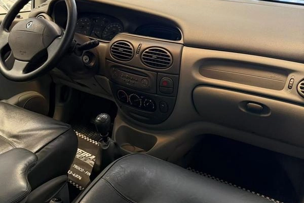imagem-https://www.socarrao.com.br/sc-vehicle-images-prod/4435349/1792788424476-8602255_0_B_f3097f109b.jpeg