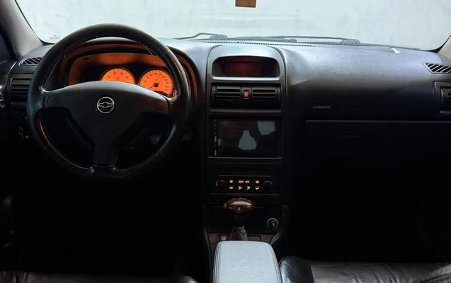 imagem-https://www.socarrao.com.br/sc-vehicle-images-prod/4435378/1792852708958-8602278_10_B_58e175b244.jpeg