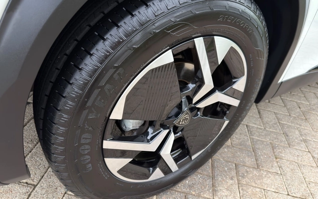 imagem-https://www.socarrao.com.br/sc-vehicle-images-prod/4435412/1792788818830-YzQzOGNjODctYjEyYy00NzZmLTg0ZDctNmUzMTgzYjdiNTdlLmpwZWc.jpeg