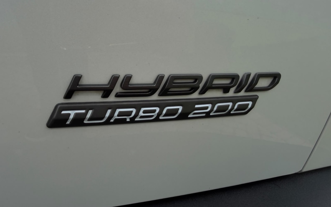 imagem-https://www.socarrao.com.br/sc-vehicle-images-prod/4435412/1792788818997-YzRjOTQ5Y2ItODI5ZC00NjYxLWFmMmEtNjg4ZDJmNTU2MzRlLmpwZWc.jpeg