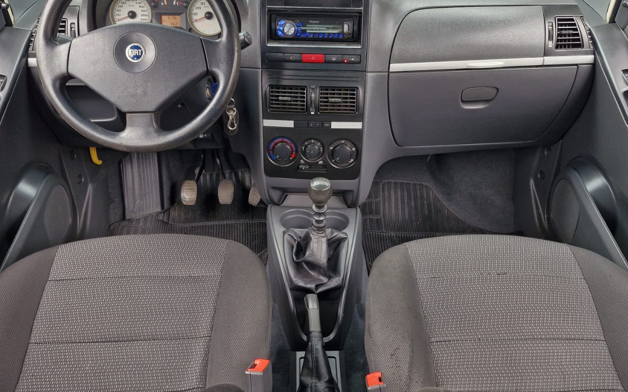 imagem-https://www.socarrao.com.br/sc-vehicle-images-prod/4435456/1792790132811-MTQuanBlZw.jpeg
