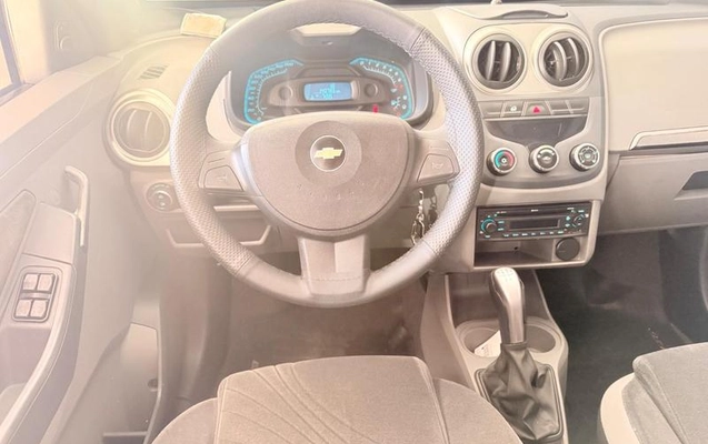 imagem-https://www.socarrao.com.br/sc-vehicle-images-prod/4435473/1792789196978-8570842_9_B_acb617ce84.jpeg