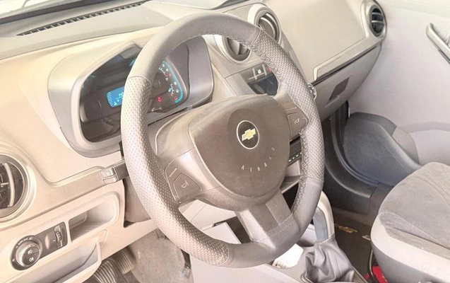 imagem-https://www.socarrao.com.br/sc-vehicle-images-prod/4435473/1792789196982-8570842_15_B_54a7dc15b6.jpeg