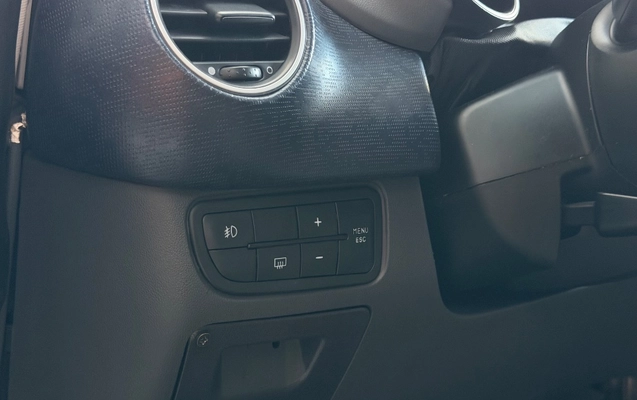 imagem-https://www.socarrao.com.br/sc-vehicle-images-prod/4435476/1792789216506-gb-e5d4081.jpeg