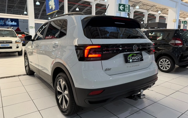 imagem-https://www.socarrao.com.br/sc-vehicle-images-prod/4435483/1792789258337-MTYyZmMzNjUtMjA4MS00MWEzLWI5Y2UtMjVmNDk0NDhjYjBlLmpwZWc.jpeg