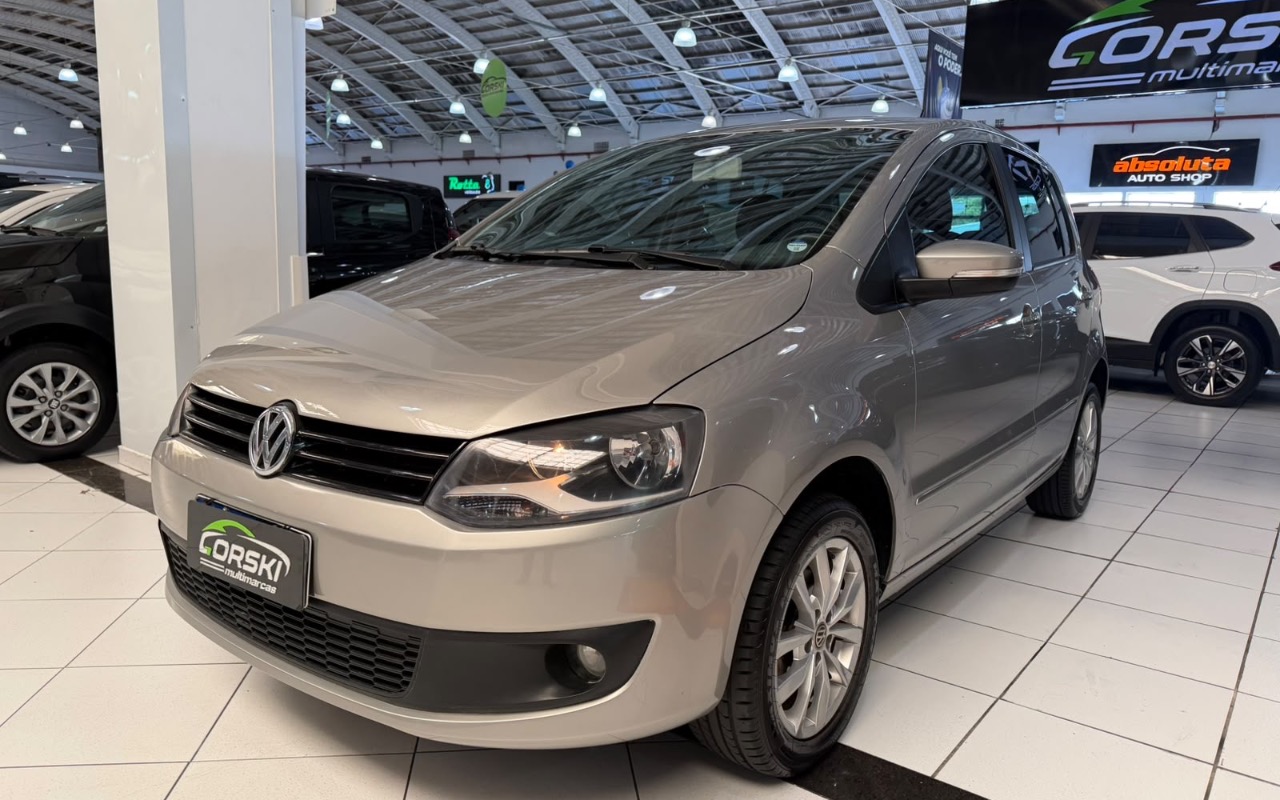 Volkswagen Fox 2014 Prata — foto 1 de 3