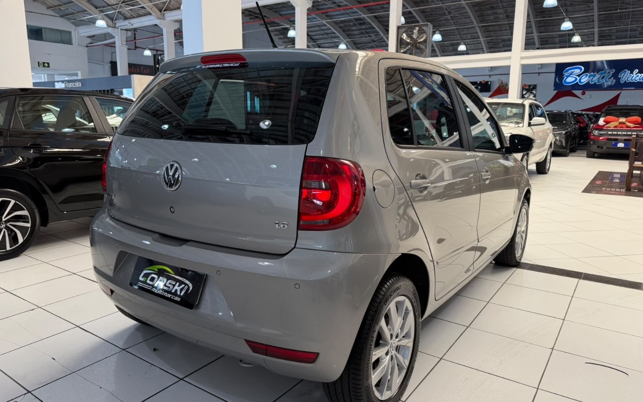imagem-https://www.socarrao.com.br/sc-vehicle-images-prod/4435507/1792789447844-OWFmMGU3YzYtMWRjYy00OGFmLWFlOGItZDc5Y2ZhMjdlNDMyLmpwZWc.jpeg