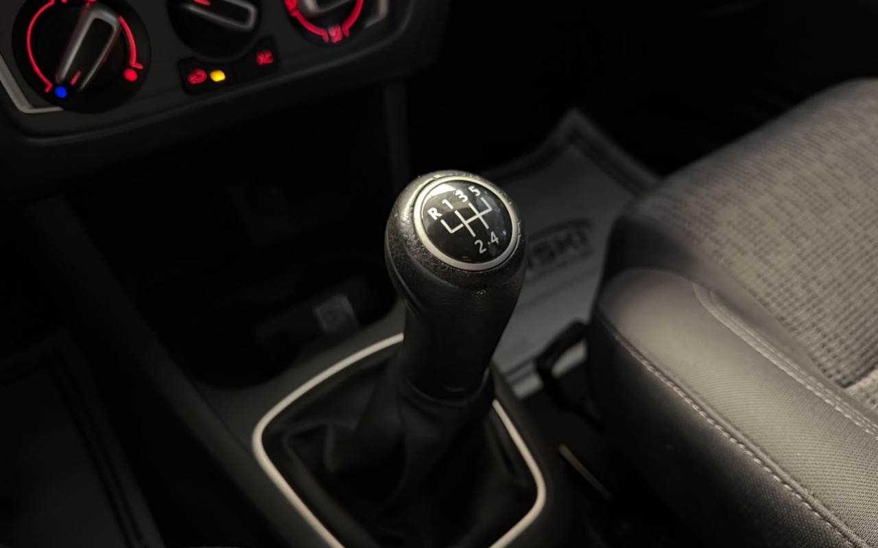 imagem-https://www.socarrao.com.br/sc-vehicle-images-prod/4435507/1792789448194-N2VkYmQzZmMtYjQ4Ni00NTgzLTk3NDYtNmI3ZjRjZjllMTQ2LmpwZWc.jpeg