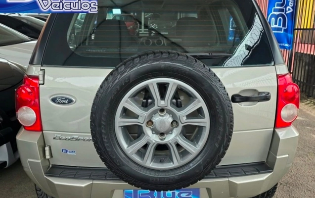 imagem-https://www.socarrao.com.br/sc-vehicle-images-prod/4435511/1792789565011-VUNPNi5qcGVn.jpeg