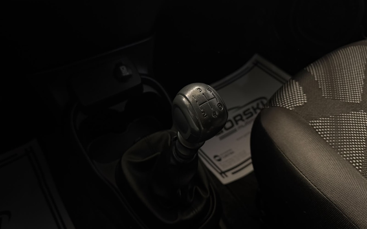 imagem-https://www.socarrao.com.br/sc-vehicle-images-prod/4435514/1792789600959-YzJhODJhYmYtM2Y5OC00OTU0LTk1ZTMtMTQxOTRhM2NmZDRjLmpwZWc.jpeg