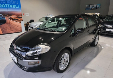 Fiat Punto 2015 Preto — foto 1 de 3