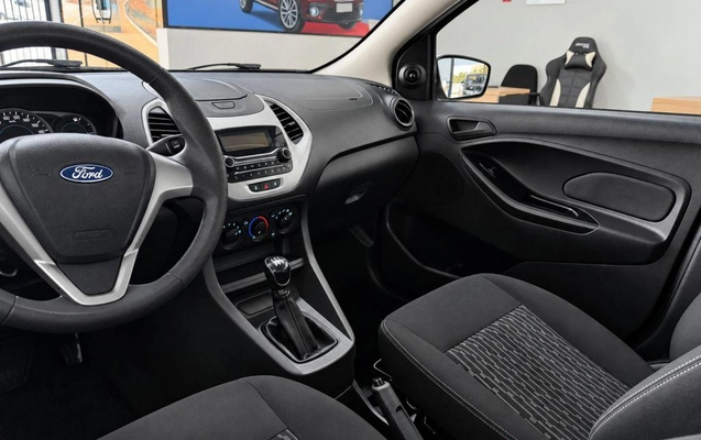 imagem-https://www.socarrao.com.br/sc-vehicle-images-prod/4435605/1792790246391-1239165.jpg