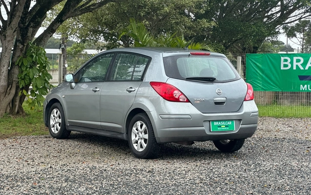 imagem-https://www.socarrao.com.br/sc-vehicle-images-prod/4435620/1792790349701-003_4fe18167b0eb7875afbd1251f2104e67.jpg