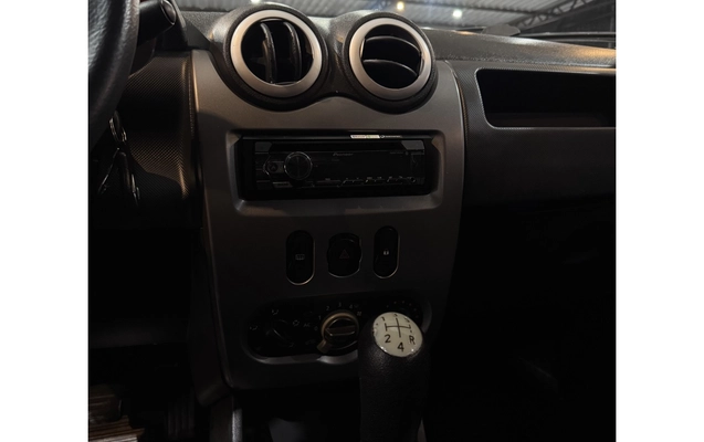 imagem-https://www.socarrao.com.br/sc-vehicle-images-prod/4435622/1792790387825-1_061832.jpg