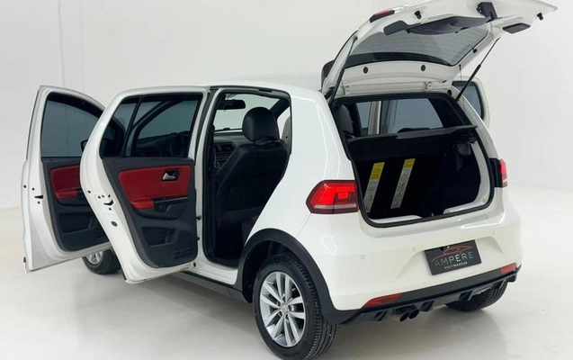 imagem-https://www.socarrao.com.br/sc-vehicle-images-prod/4435640/1792790631631-8600915_8_B_f1b205f889.jpeg