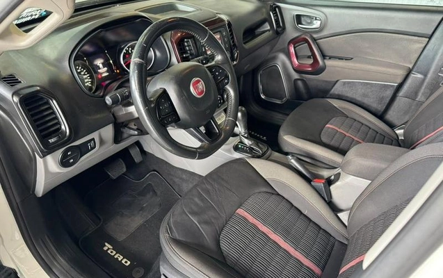 imagem-https://www.socarrao.com.br/sc-vehicle-images-prod/4435802/1792791489316-8588278_8_B_bbd1498be7.jpeg