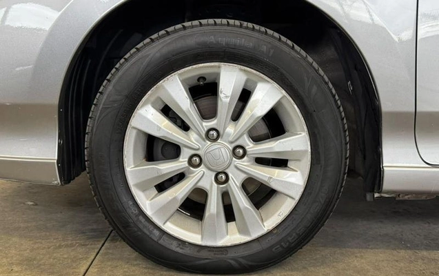 imagem-https://www.socarrao.com.br/sc-vehicle-images-prod/4435813/1792791498872-8602400_3_B_0d5281b96b.jpeg