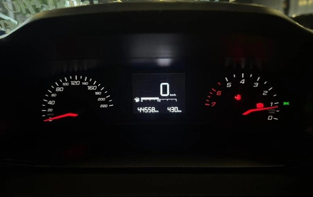 imagem-https://www.socarrao.com.br/sc-vehicle-images-prod/4435929/1792791843448-8546793_10_B_eee34477b4.jpeg