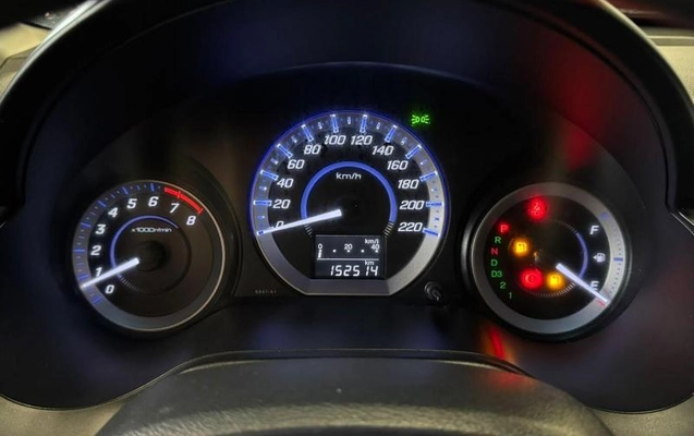 imagem-https://www.socarrao.com.br/sc-vehicle-images-prod/4435933/1792791846616-8602400_11_B_0b8ea7e18b.jpeg