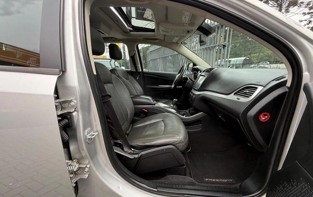 imagem-https://www.socarrao.com.br/sc-vehicle-images-prod/4435990/1792792323986-8602452_11_B_af5fde7017.jpeg
