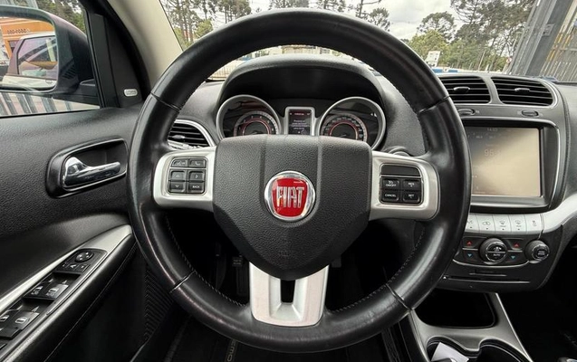 imagem-https://www.socarrao.com.br/sc-vehicle-images-prod/4435990/1792792323996-8602452_16_B_44b19784a0.jpeg