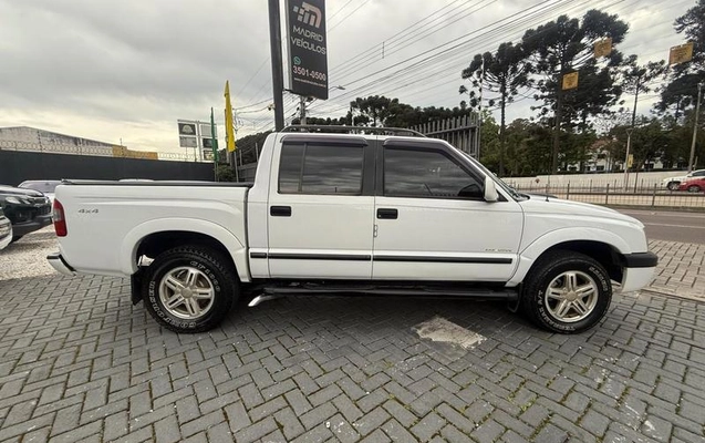 imagem-https://www.socarrao.com.br/sc-vehicle-images-prod/4436033/1792792602248-8602506_3_B_3a5ffd9fce.jpeg