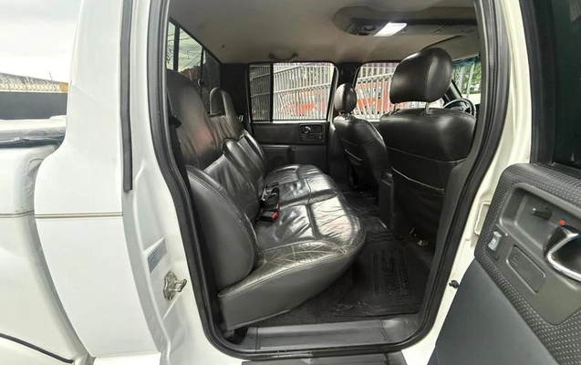 imagem-https://www.socarrao.com.br/sc-vehicle-images-prod/4436033/1792792602265-8602506_12_B_73fec871e3.jpeg