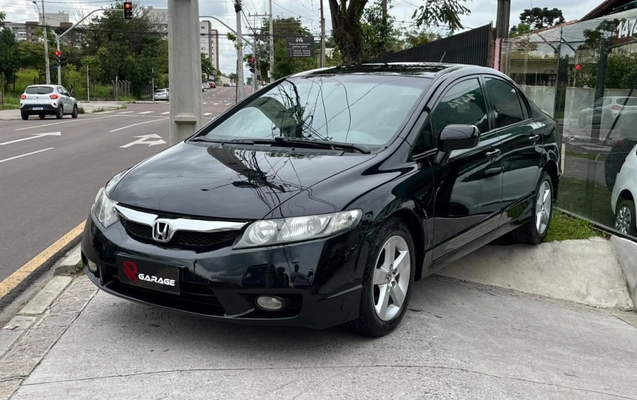 imagem-https://www.socarrao.com.br/sc-vehicle-images-prod/4436126/1792792822567-4_060308.jpg