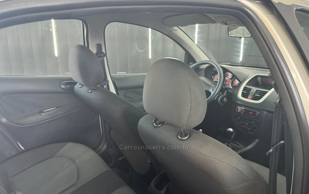 imagem-https://www.socarrao.com.br/sc-vehicle-images-prod/4436280/1792793480237-0b7d5710e1e03a948ba05f4504c313b0_big.jpeg