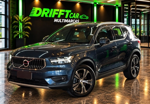 Volvo XC40 2020 Azul — foto 1 de 3