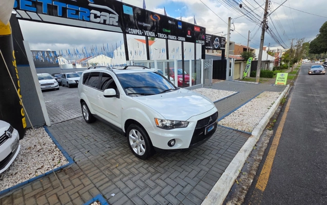 imagem-https://www.socarrao.com.br/sc-vehicle-images-prod/4436700/1792796444465-vehicle_image_1792796346_7cafdacc16a4c4b6cc01fa090359f7aa.jpeg