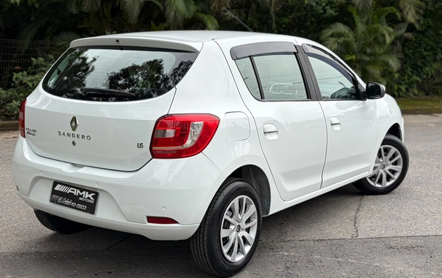 imagem-https://www.socarrao.com.br/sc-vehicle-images-prod/4436738/1792796965864-003_4b0da1b5db355c867de66013c7f381ae.jpg