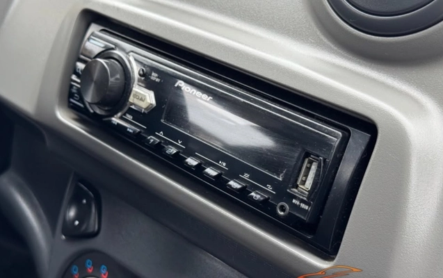 imagem-https://www.socarrao.com.br/sc-vehicle-images-prod/4436887/1792798178276-MTMuanBlZw.jpeg