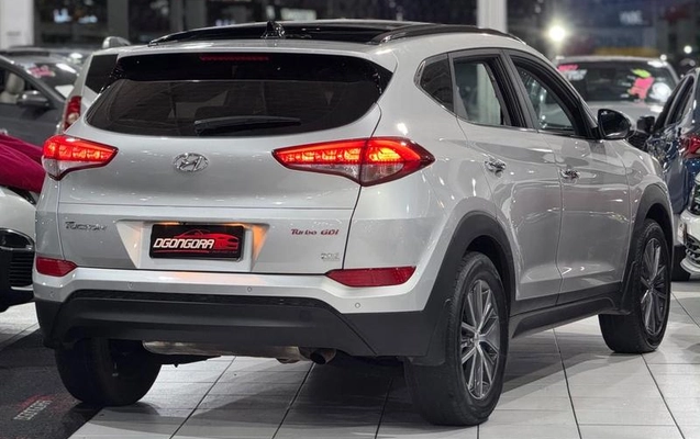 imagem-https://www.socarrao.com.br/sc-vehicle-images-prod/4437848/1792808474551-8597497_6_B_bba68d5905.jpeg