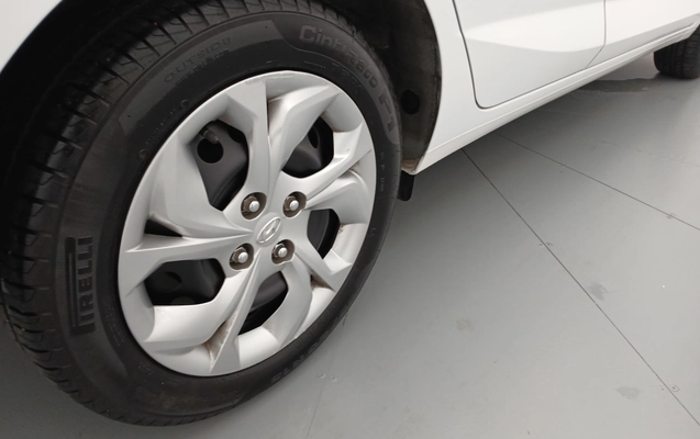 imagem-https://www.socarrao.com.br/sc-vehicle-images-prod/4438141/1792811612608-1_115819.jpg