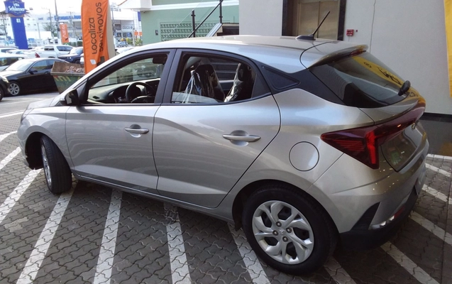 imagem-https://www.socarrao.com.br/sc-vehicle-images-prod/4438202/1792812956420-1_052745.jpg