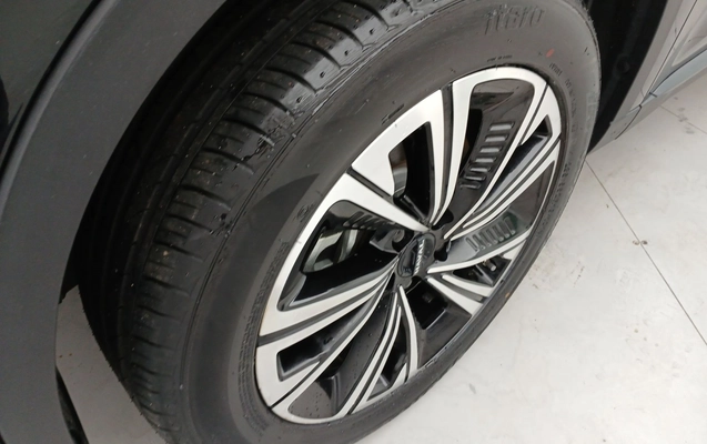 imagem-https://www.socarrao.com.br/sc-vehicle-images-prod/4438207/1792812995839-2_100636.jpg