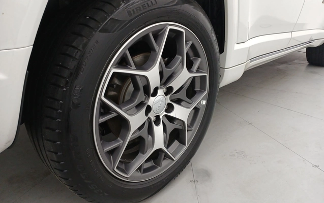 imagem-https://www.socarrao.com.br/sc-vehicle-images-prod/4438274/1792813671244-1_052803.jpg