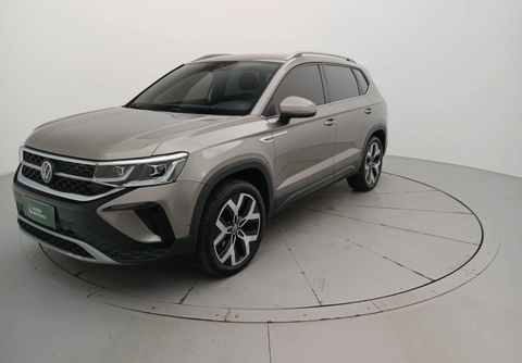 Volkswagen Taos 2024 Bege — foto 1 de 3