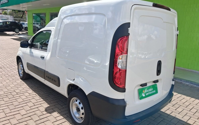 imagem-https://www.socarrao.com.br/sc-vehicle-images-prod/4438605/1792814822456-1_080340.jpg