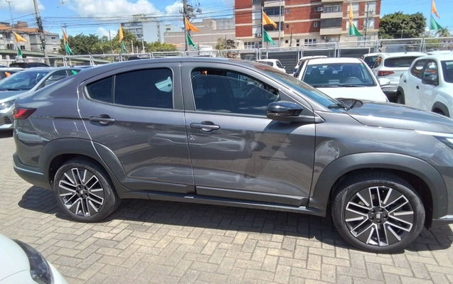 imagem-https://www.socarrao.com.br/sc-vehicle-images-prod/4438612/1792814832743-2_111857.jpg