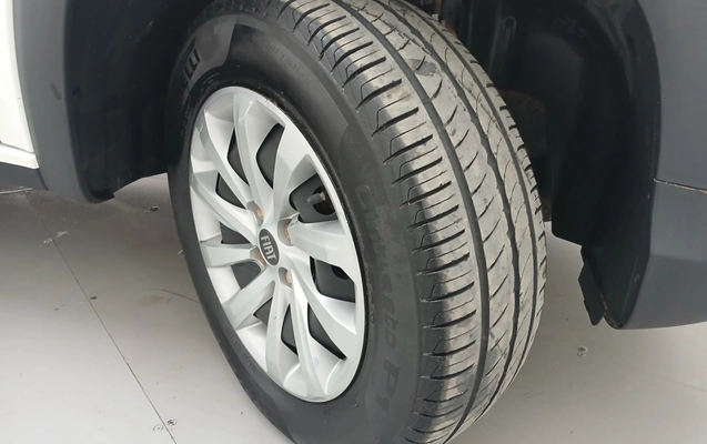 imagem-https://www.socarrao.com.br/sc-vehicle-images-prod/4438654/1792814925345-1_043101.jpg