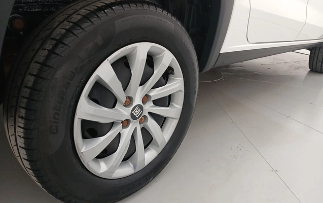 imagem-https://www.socarrao.com.br/sc-vehicle-images-prod/4438654/1792814925346-1_043102.jpg