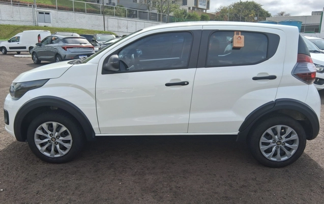imagem-https://www.socarrao.com.br/sc-vehicle-images-prod/4438696/1792814965565-1_100715.jpg