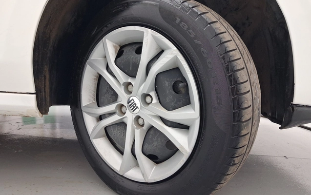 imagem-https://www.socarrao.com.br/sc-vehicle-images-prod/4438729/1792814996636-2_095745.jpg