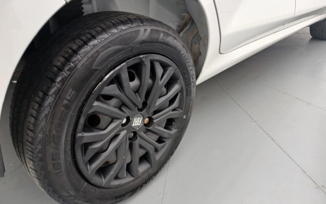 imagem-https://www.socarrao.com.br/sc-vehicle-images-prod/4438798/1792815121364-1_020651.jpg